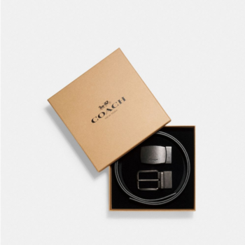 Coach Boxed Harness Plaque Reversible Belt In Signature Canvas in Nigeria. Buy Coach Boxed Harness Plaque Reversible Belt In Signature Canvas in Lagos Abuja Kano Kaduna Ibadan Port Harcourt Benin Ogun Osun Nigeria