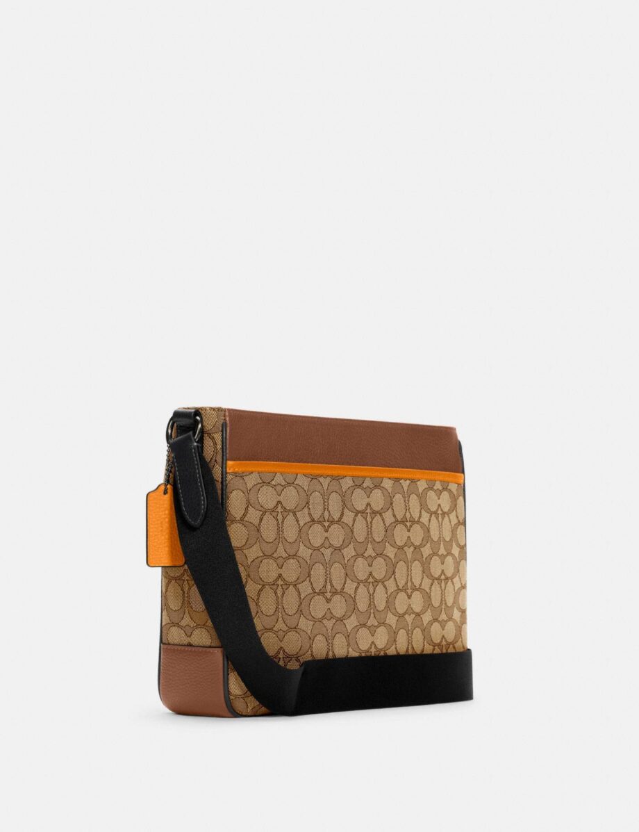 Coach Thompson Crossbody In Signature Jacquard With Varsity Stripe in Nigeria. Buy Coach Thompson Crossbody In Signature Jacquard With Varsity Stripe in Lagos Abuja Port Harcourt Ibadan Osun Ogun Edo Benin Nigeria